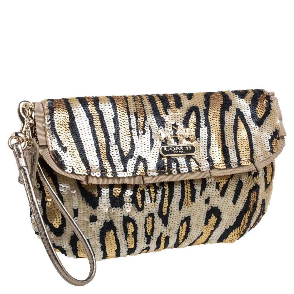 Limited Edition Coach sequin large Amanda wristlet 43442